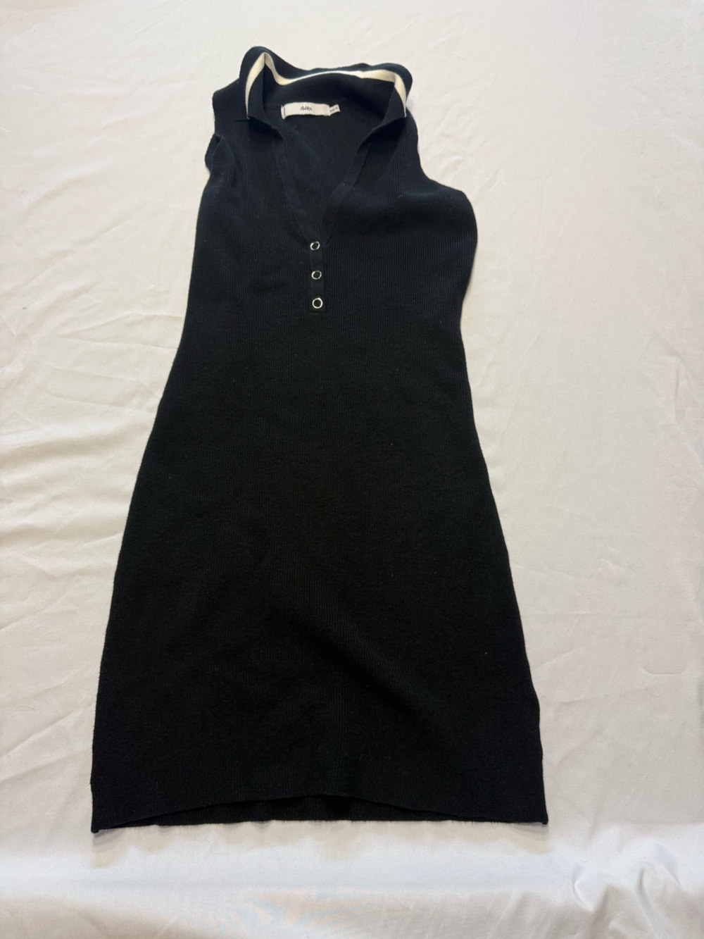 Adika black knit bodycon dress 🖤